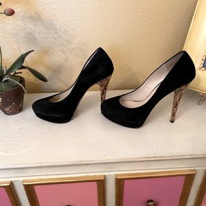 Kors by Michael Kors Platform heels in black suede and snakeskin size 7B